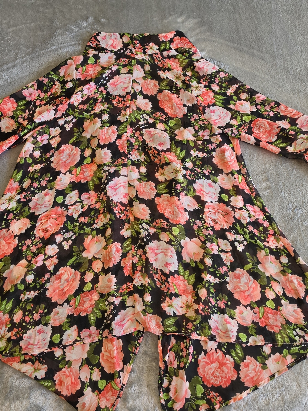 Floral Open-Front Cardigan Shrug - Black with Pink Roses - Picture 6 of 9